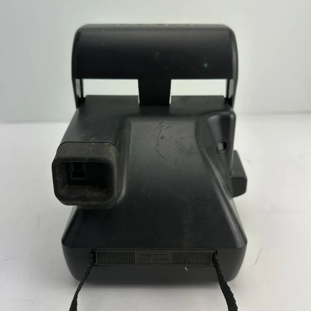 Vintage Polaroid Camera One Step Close Up With Flash Uses 600 Film